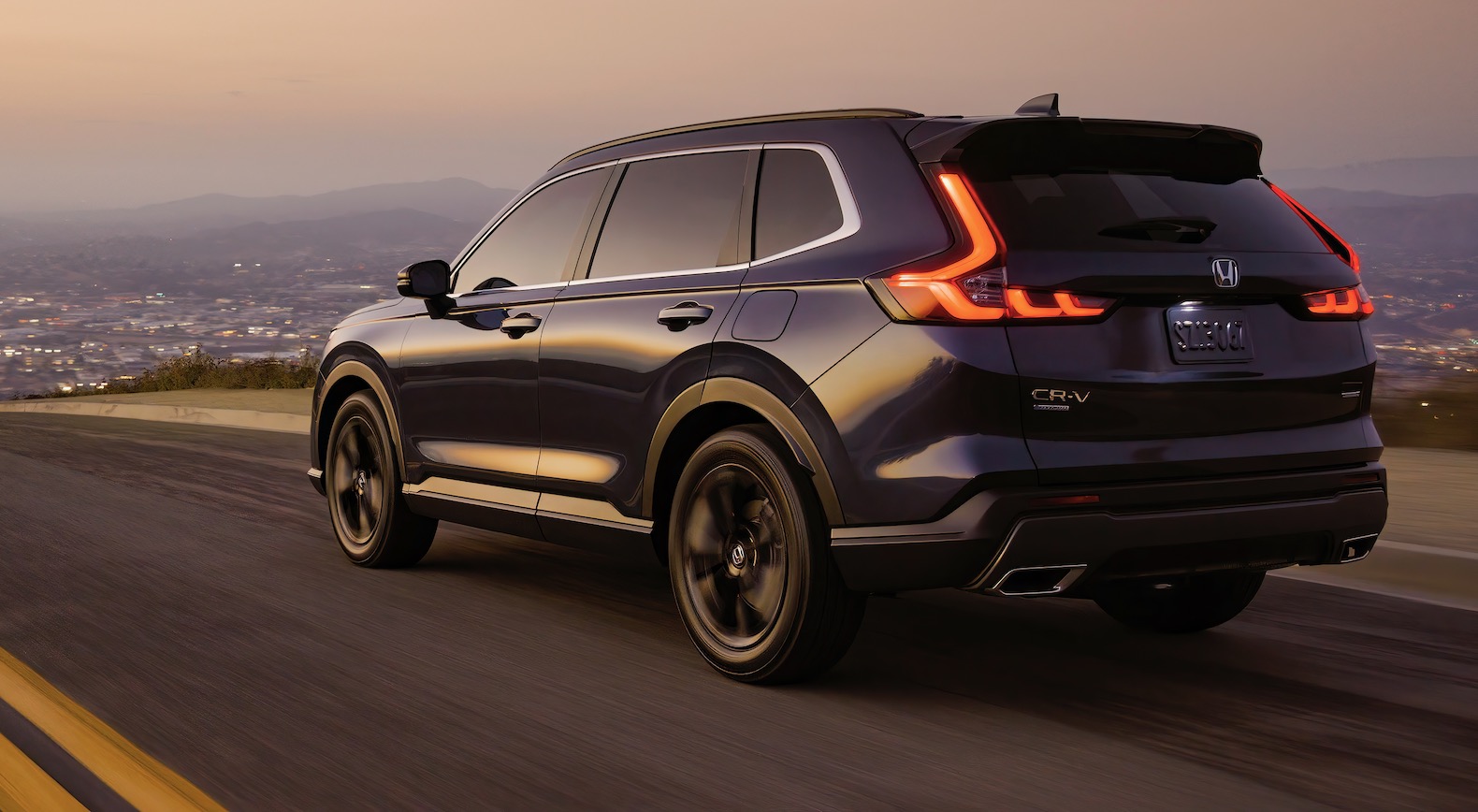 Hydrogen-powered 2024 Honda CR-V plug-in is being developed with GM - The  Torque Report