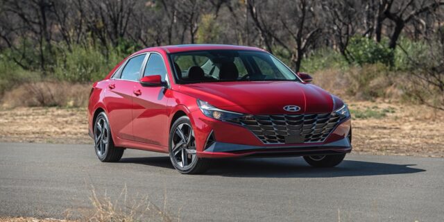 2023 Hyundai Elantra Review: Style and Value in One 2023 Hyundai Elantra Review