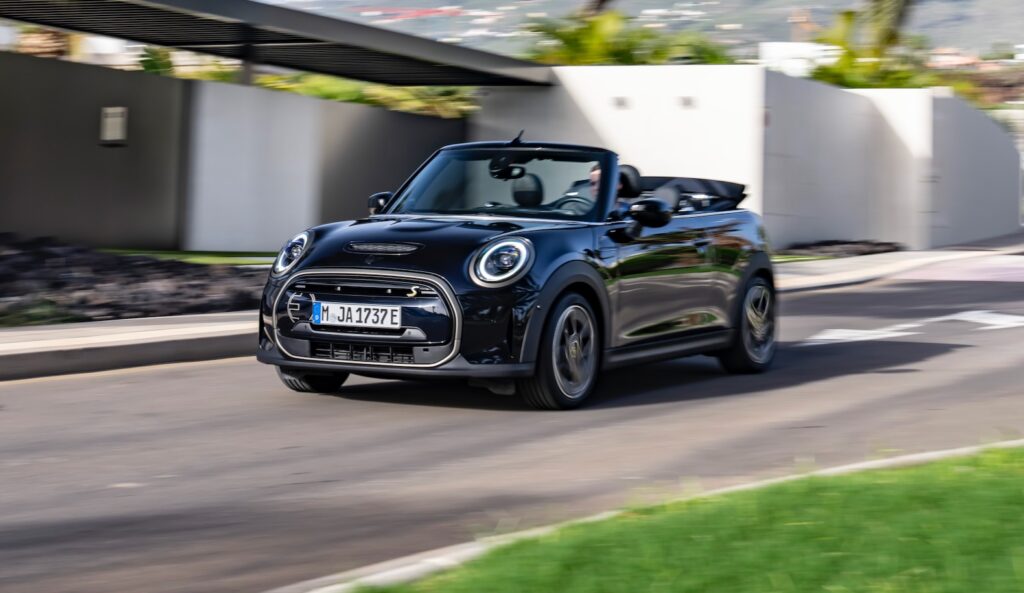 2023 Mini Cooper SE Convertible