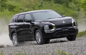 2023 Mitsubishi Outlander PHEV Review