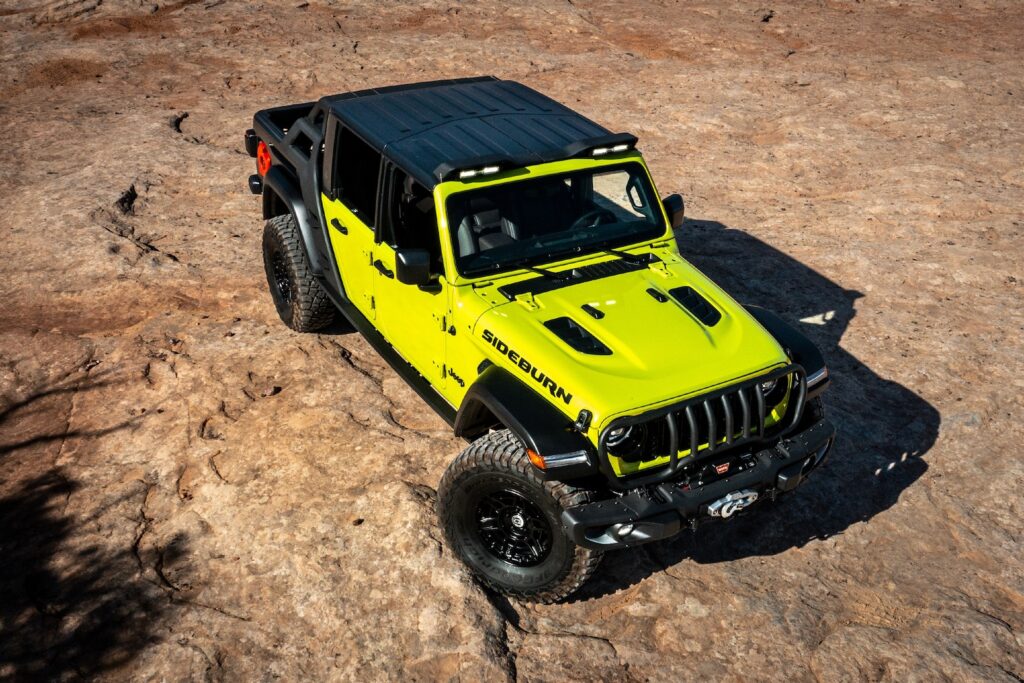 JeepĀ® Gladiator Rubicon Sideburn Concept