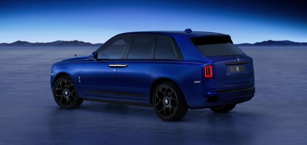 Rolls-Royce Black Badge Cullinan 'Blue Shadow'