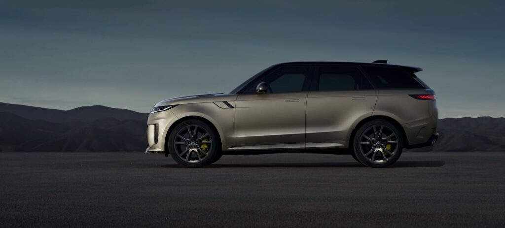 2024 Range Rover Sport SV