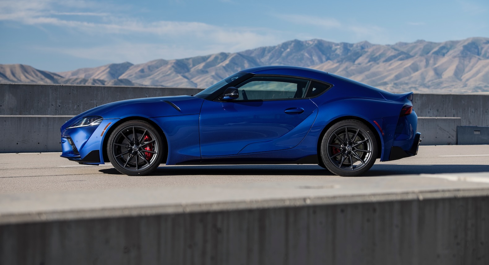 2023 Toyota Supra Review: A Proper (Manual) Sports Car - The Torque Report