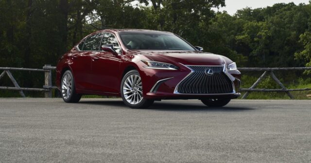 2024 Lexus ES