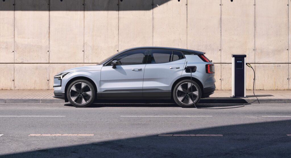 2025 Volvo EX30