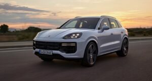 2024 Porsche Cayenne Turbo E-Hybrid