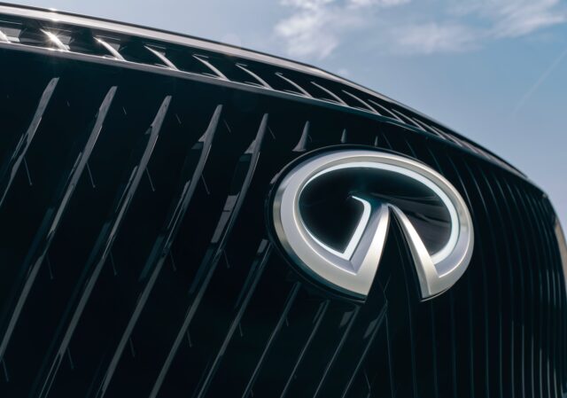 Infiniti QX80 Monograph