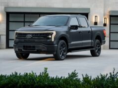 2024 Ford F-150 Lightning Platinum Black
