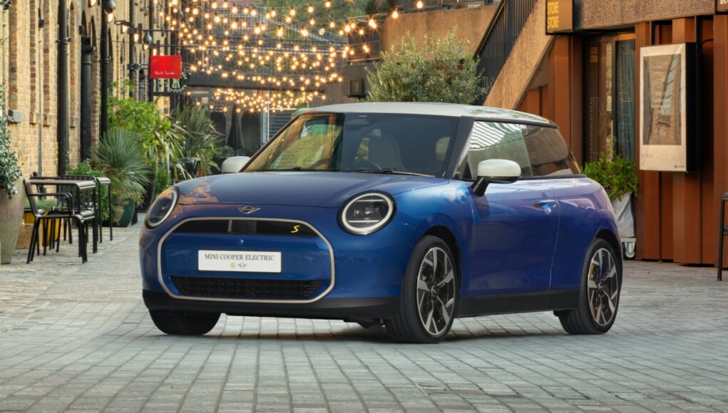 Mini to invest $750 million to build electric models in the UK - The ...