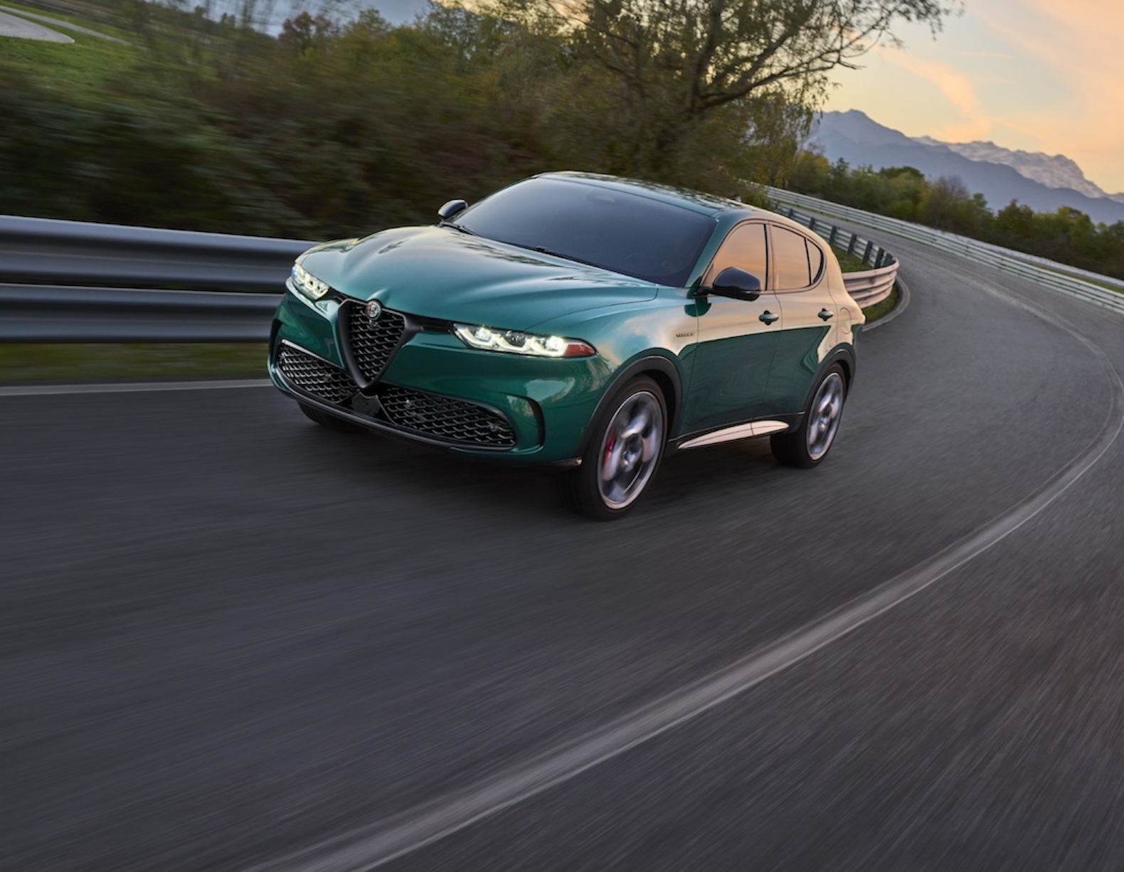 2024 Alfa Romeo Tonale Review: Not Quite What You Expect - The