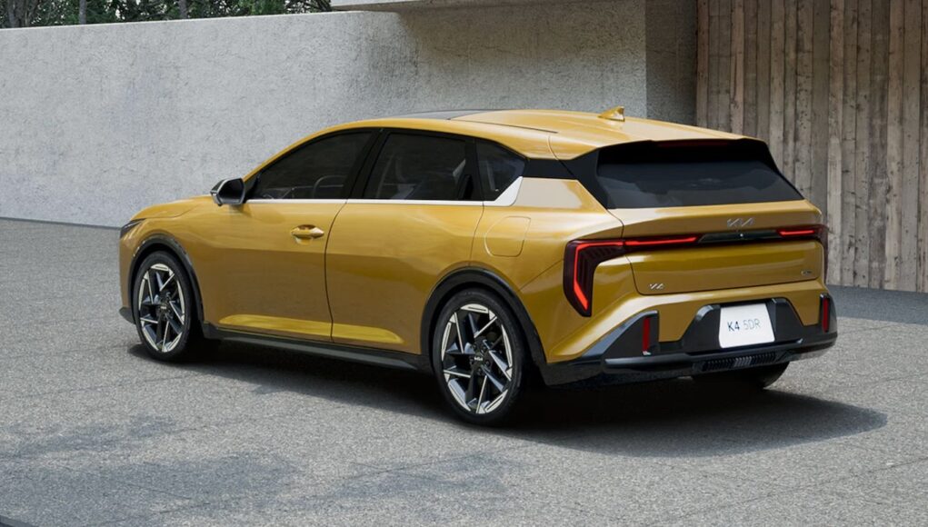 2025 Kia K4 hatchback