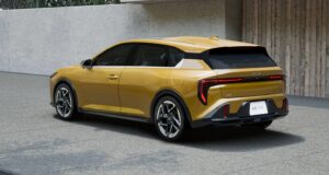 2025 Kia K4 hatchback