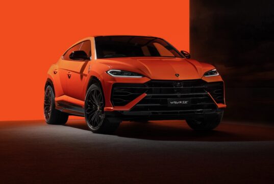 2025 Lamborghini Urus SE