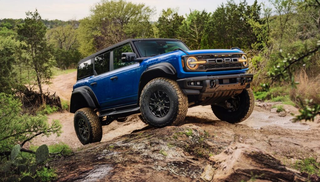 2024 Ford Bronco Black Appearance Package