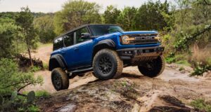 2024 Ford Bronco Black Appearance Package