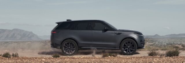 2025 Range Rover Sport Stealth Pack