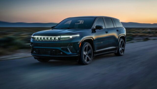 2024 Jeep Wagoneer S