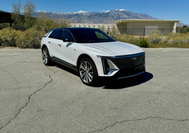 2024 Cadillac Lyriq