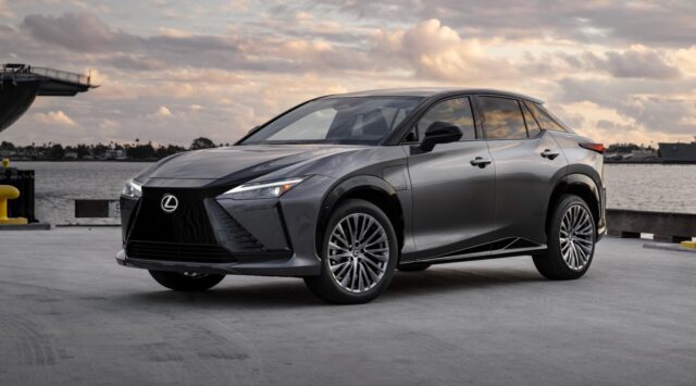 2025 Lexus RZ