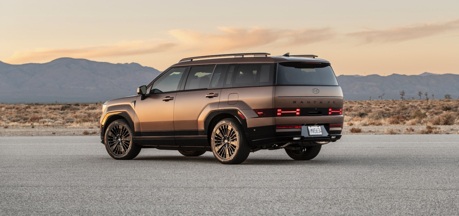 2024 Hyundai Santa Fe Hybrid Review: Adventurous and Fuel