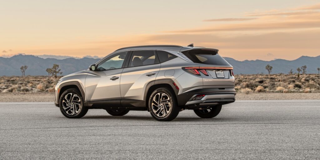 2025 Hyundai Tucson Plug-in Hybrid Review