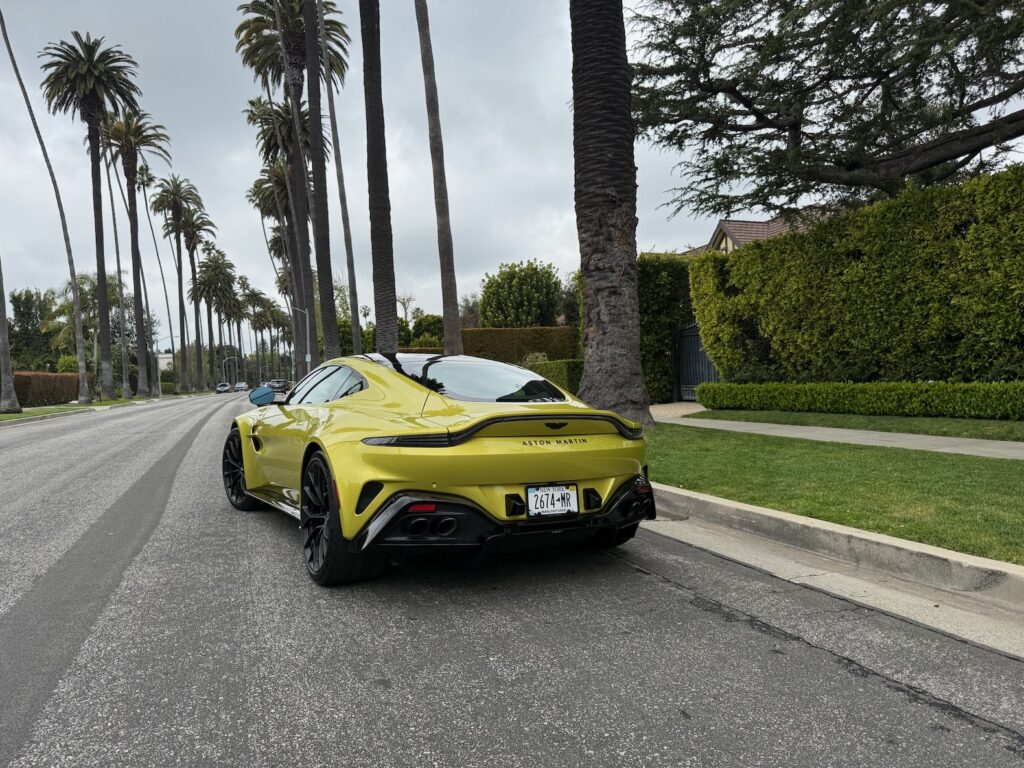 2025 aston martin vantage review