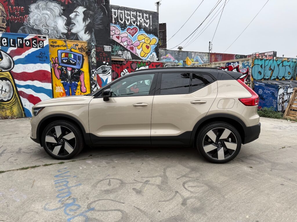 2025 Volvo EX 40 Review