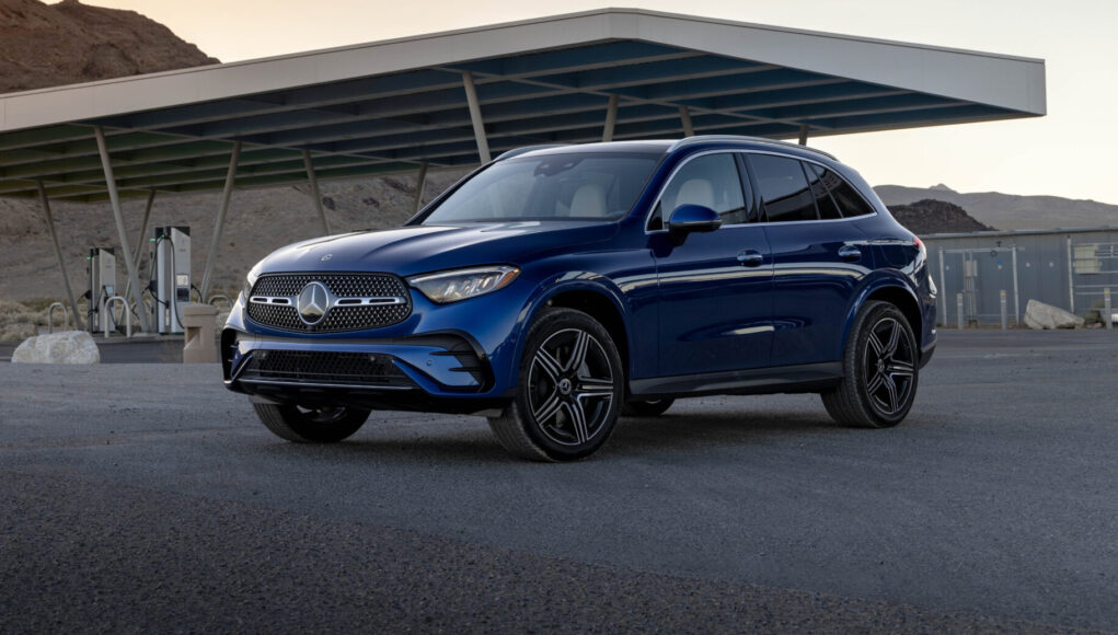 2025-Mercedes Benz-GLC 350e-Review-24