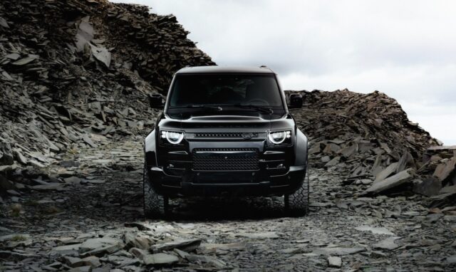 2026 Land Rover Defender OCTA Black