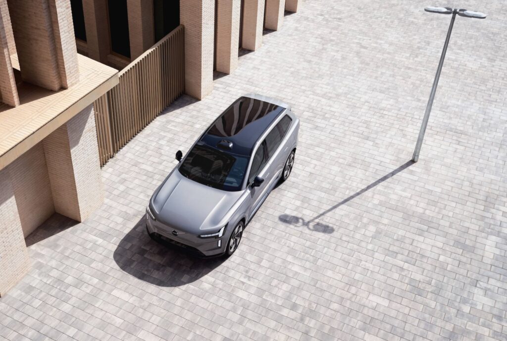 2026 Volvo EX90