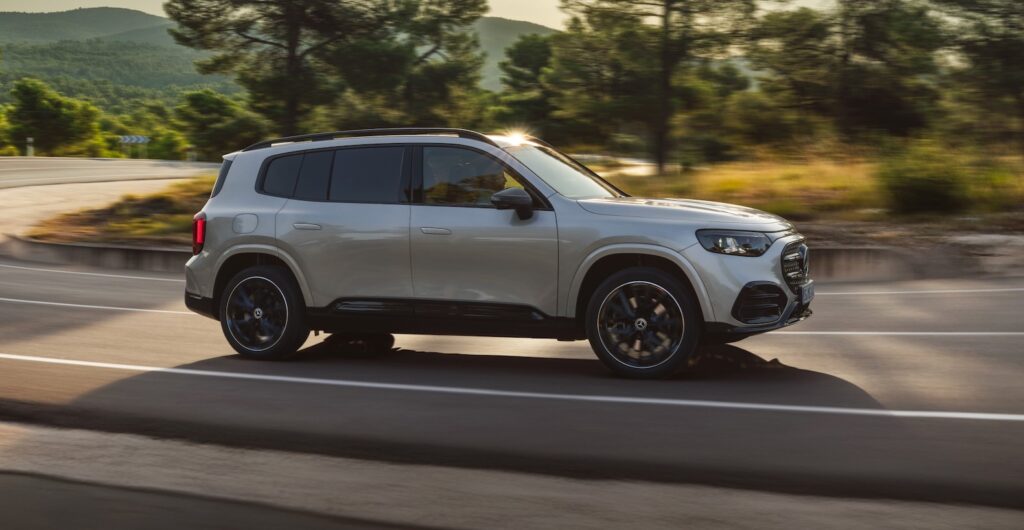 2027 Mercedes-Benz GLB