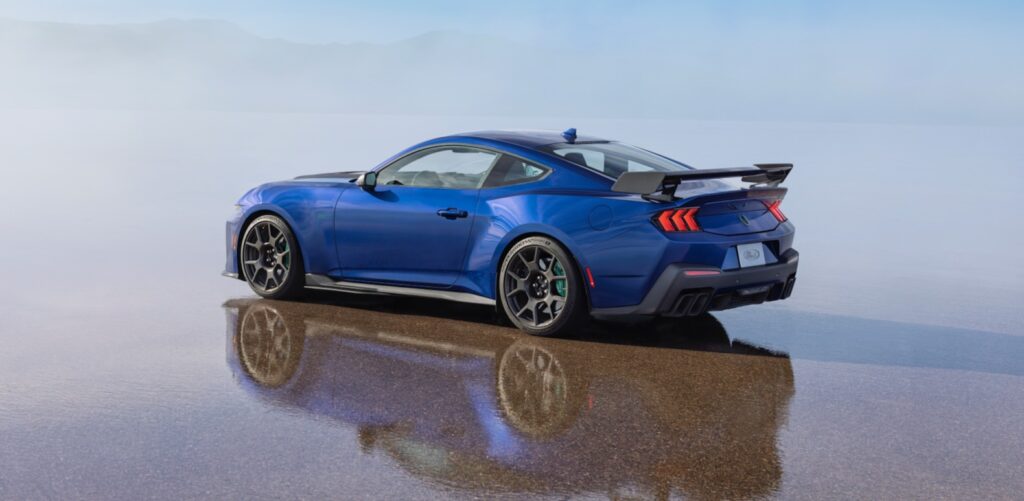 Ford Unveils Mustang Dark Horse SC