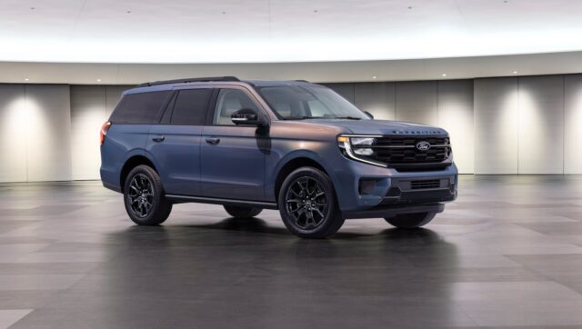 2027 Ford Expedition 30th Anniversary Appearance Package gets the Mustang’s Blue Ember paint 2027 Expedition 30th Anniversary Appearance Package