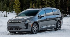 2027 Chrysler Pacifica Pinnacle