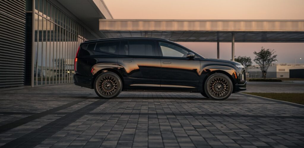 2027 Hyundai Ioniq 9 Black Ink