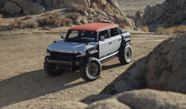 GMC HUMMER X Concepts Preview a Modular Electric Off-Roader GMC HUMMER X Concept