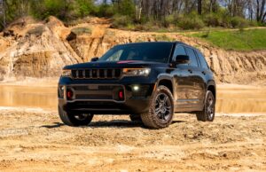 2027 Jeep Grand Cherokee Trailhawk