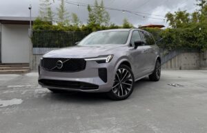 2026 Volvo XC90 T8 Review: The Luxury SUV That Doesn’t Need to Shout 2026 Volvo XC90 T8 Review