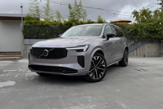 2026 Volvo XC90 T8 Review