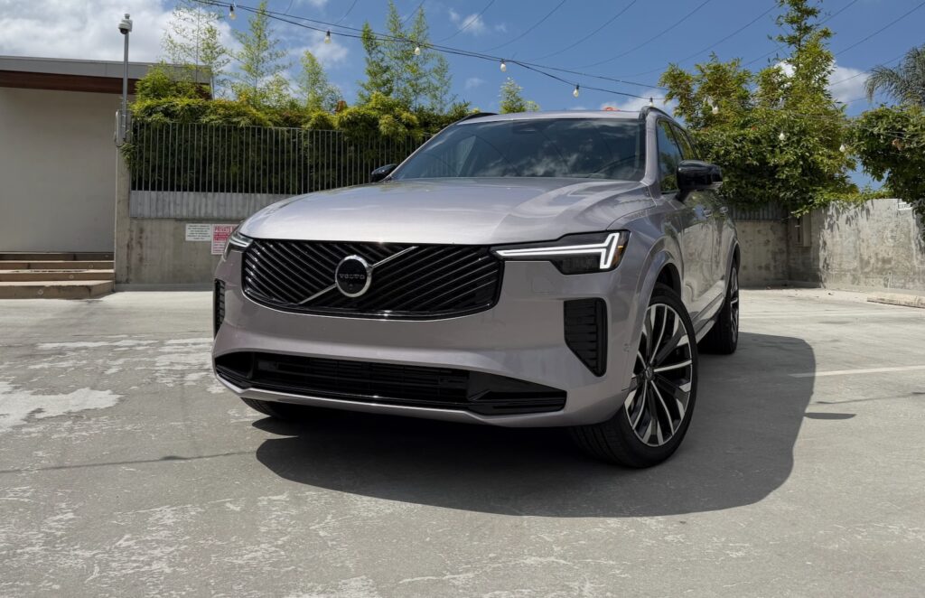 2026 Volvo XC90 T8 Review