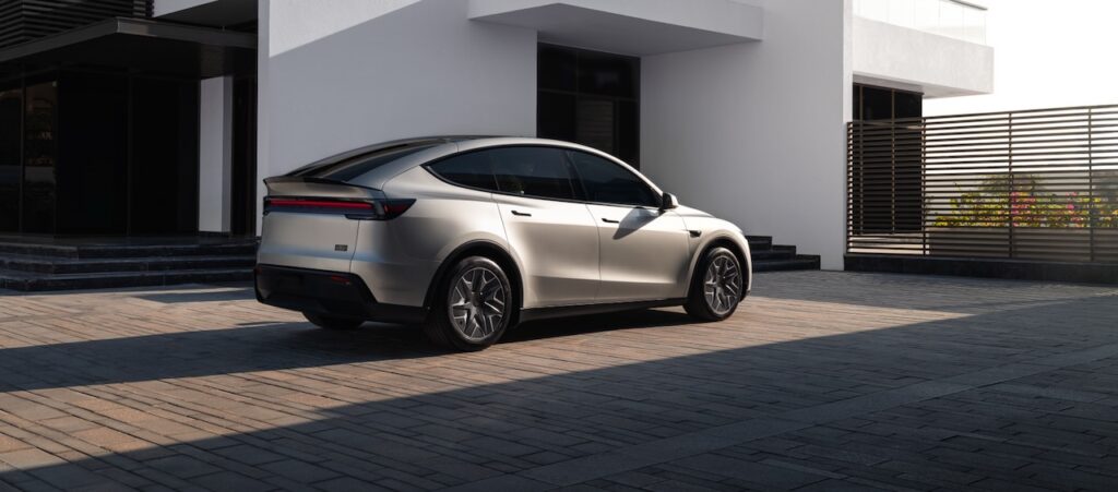 Tesla Model Y L