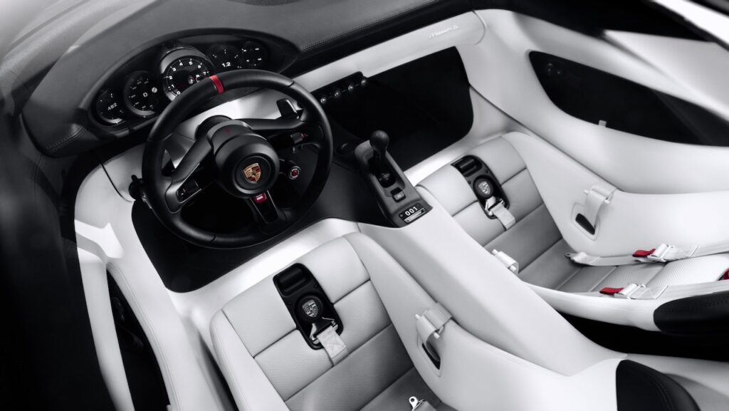 Porsche Mission S