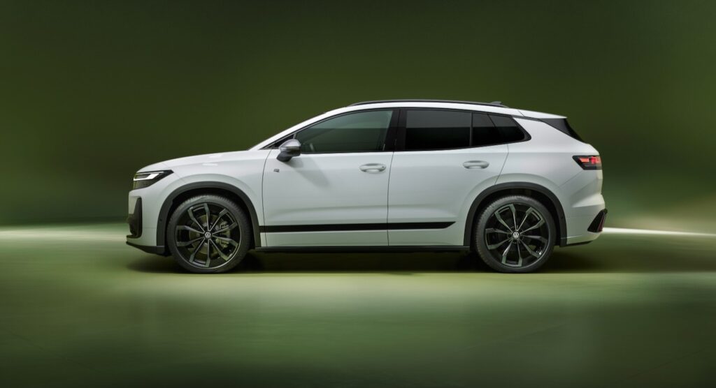 2028 Volkswagen ID. Tiguan